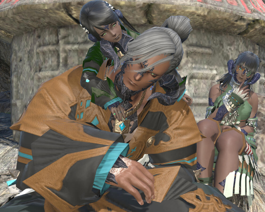 Sarnai and her parents